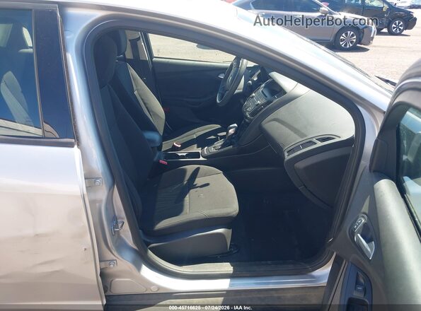 1FADP3FE8GL363307 2016 FORD FOCUS Silver Widok wnętrza z przodu