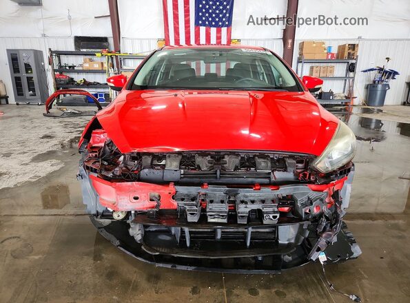 1FADP3FE9GL361033 2016 FORD FOCUS Красный Вид спереди