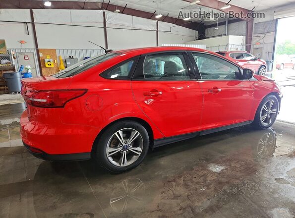 1FADP3FE9GL361033 2016 FORD FOCUS Красный Задняя правая четверть