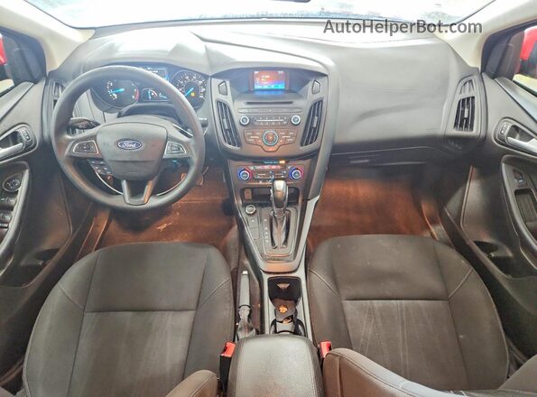 1FADP3FE9GL361033 2016 FORD FOCUS Красный Вид панели приборов