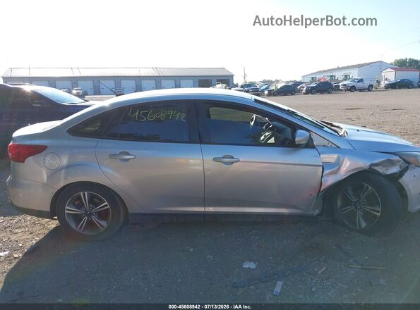 1FADP3FE9HL211876 2017 FORD FOCUS Silver ხელსაწყოთა პანელის ხედი