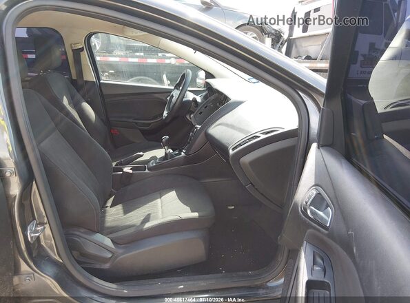 1FADP3FE9JL233267 2018 FORD FOCUS Gray Սալոնի դիմացի տեսք
