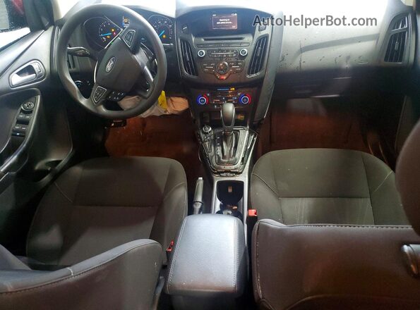 1FADP3FEXHL345666 2017 FORD FOCUS Red Vista del salpicadero