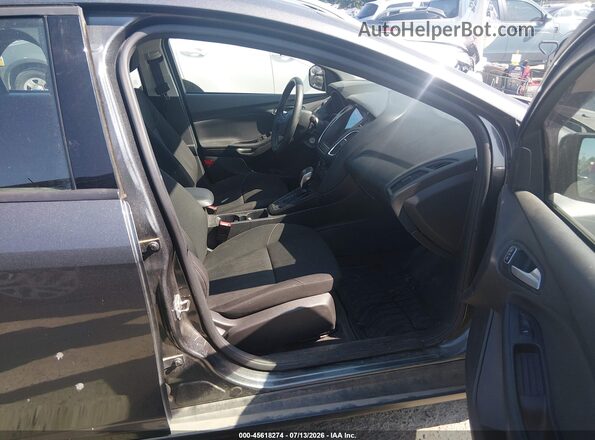 1FADP3FEXJL224576 2018 FORD FOCUS Gray Vista interior delantera