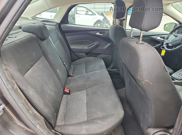 1FADP3FEXJL256816 2018 FORD FOCUS Gray Вид задніх сидінь