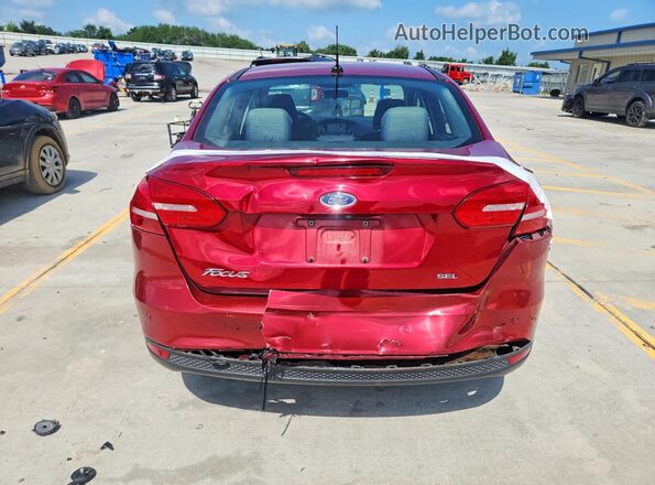 1FADP3H20HL270110 2017 FORD FOCUS Red Հետևի տեսք