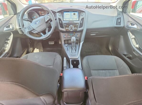1FADP3H20HL270110 2017 FORD FOCUS Red Առջևի վահանակի տեսք