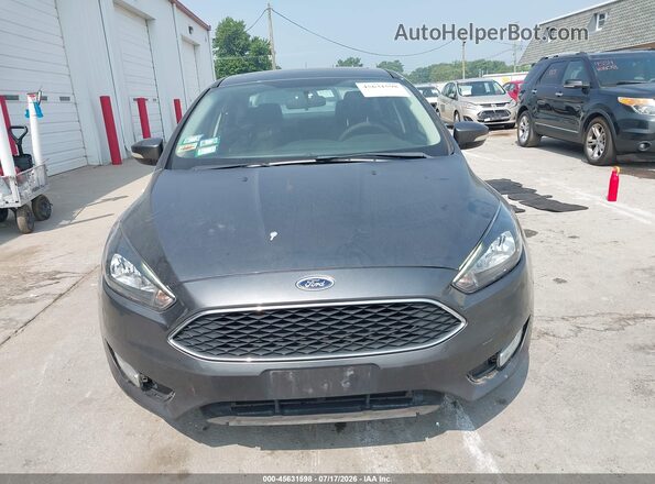 1FADP3H21HL256927 2017 FORD FOCUS Gray Вид спереду