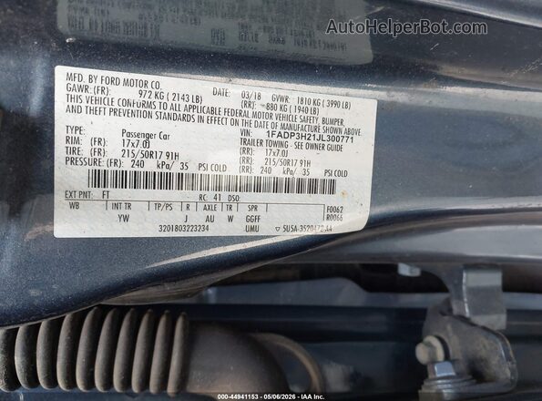 1FADP3H21JL300771 2018 FORD FOCUS Blue Engine compartment view