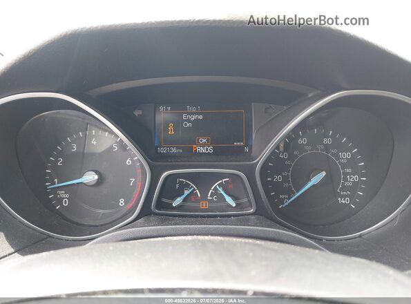 1FADP3H22HL219126 2017 FORD FOCUS Black Widok tylnych siedzeń