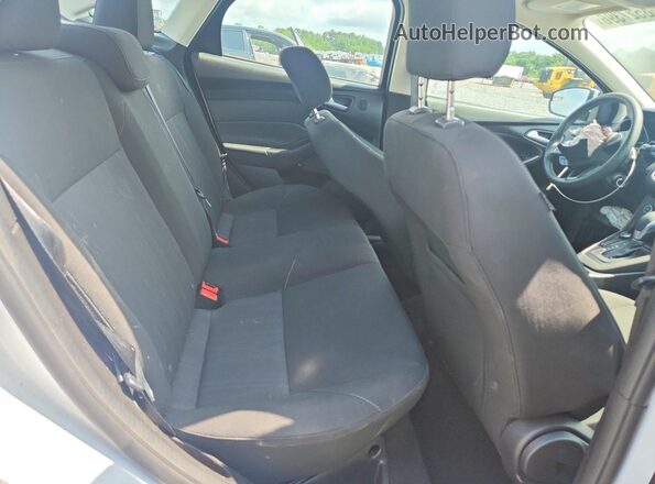 1FADP3H25HL327028 2017 FORD FOCUS White Вид задніх сидінь