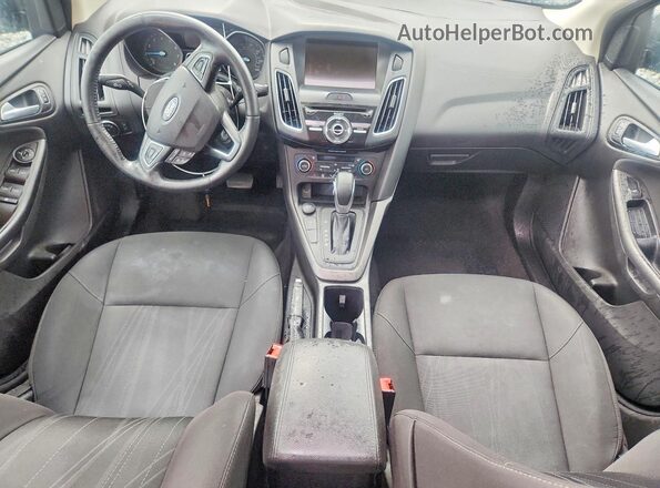 1FADP3H25JL243488 2018 FORD FOCUS Silver Առջևի վահանակի տեսք