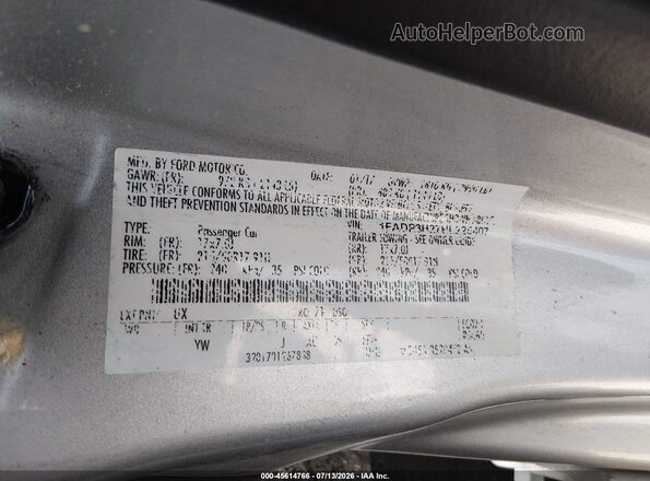 1FADP3H27HL225407 2017 FORD FOCUS Silver Vista del compartimento del motor
