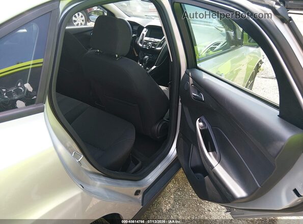 1FADP3H27HL225407 2017 FORD FOCUS Silver Vista de la etiqueta del VIN