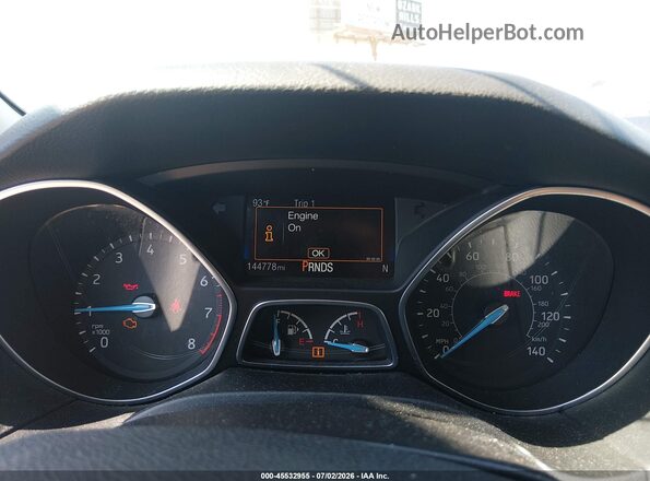 1FADP3H27HL257970 2017 FORD FOCUS Silver Widok tylnych siedzeń