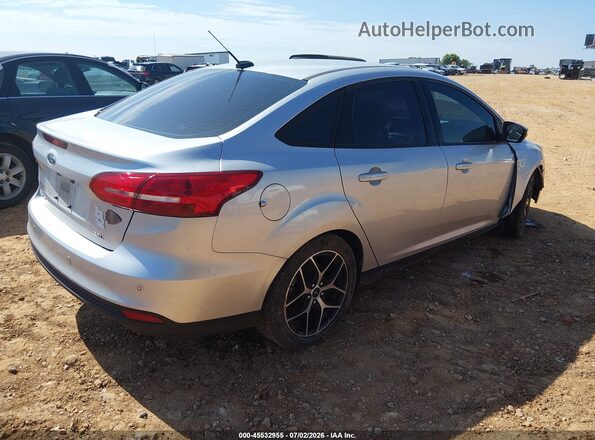1FADP3H27HL257970 2017 FORD FOCUS Silver Tył prawy