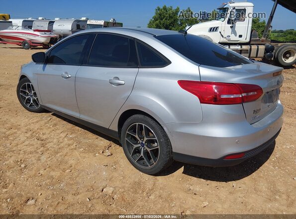 1FADP3H27HL257970 2017 FORD FOCUS Silver Tył lewy