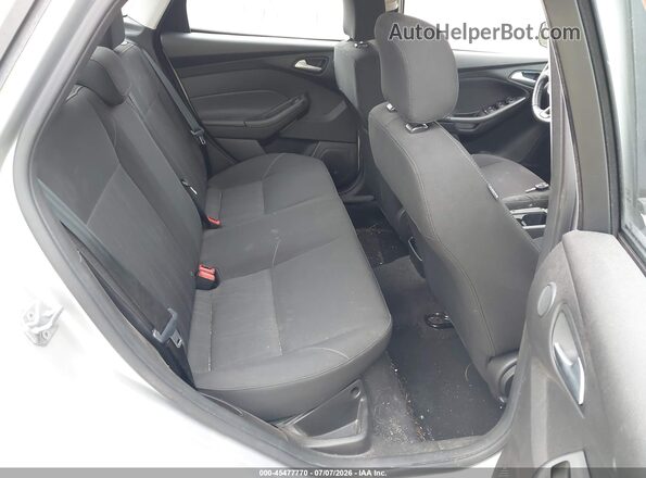 1FADP3H28HL207532 2017 FORD FOCUS Silver VIN კოდის სტიკერის ხედი