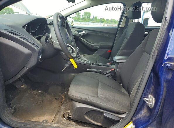 1FADP3H28HL313088 2017 FORD FOCUS Blue Вид салону спереду