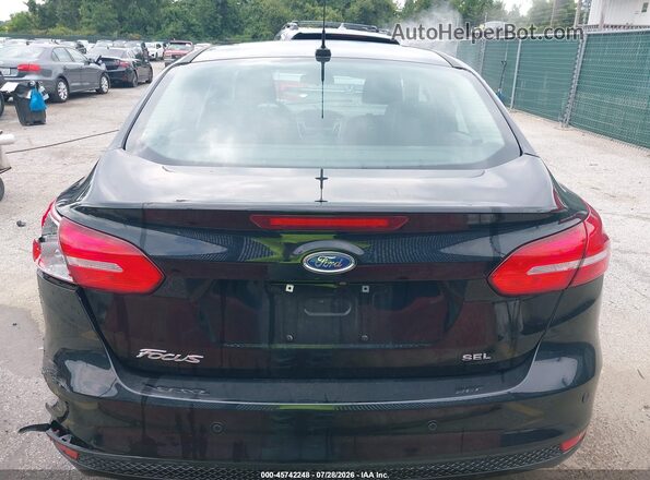 1FADP3H28HL345393 2017 FORD FOCUS Black 