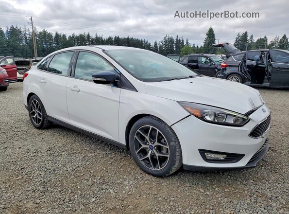 1FADP3H28JL233652 2018 FORD FOCUS White Delantero derecho