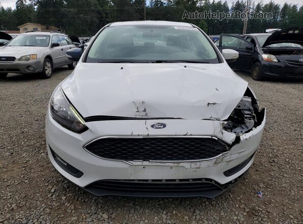 1FADP3H28JL233652 2018 FORD FOCUS White Vista frontal
