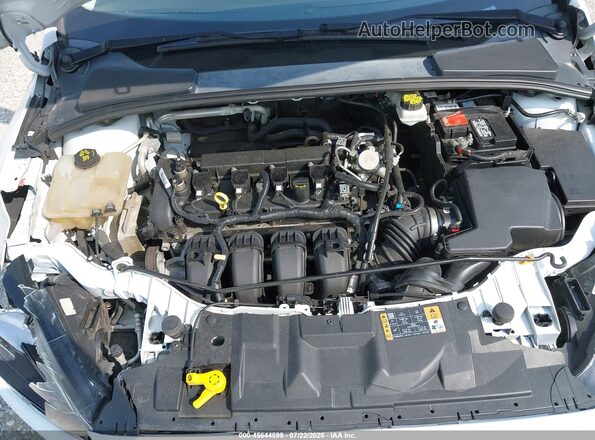 1FADP3H28JL242979 2018 FORD FOCUS White Вид ззаду