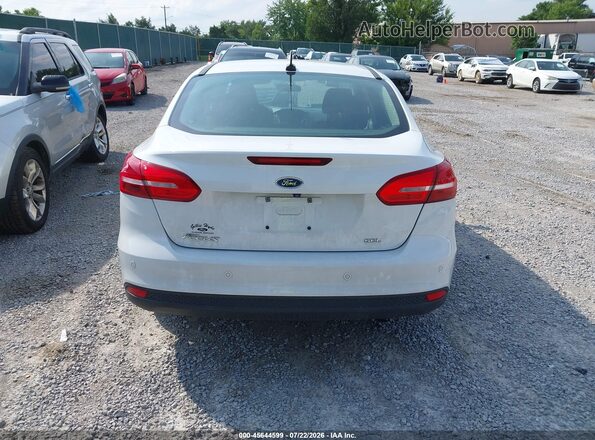 1FADP3H28JL242979 2018 FORD FOCUS White 