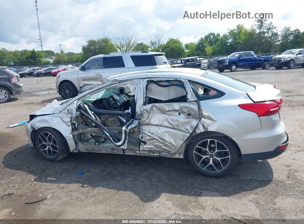 1FADP3H2XHL275380 2017 FORD FOCUS Silver Vista interior de 360 grados