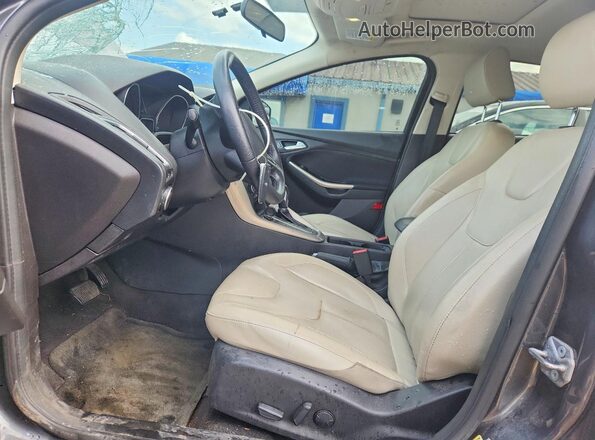 1FADP3J20JL314770 2018 FORD FOCUS Gray წინა სალონის ხედი
