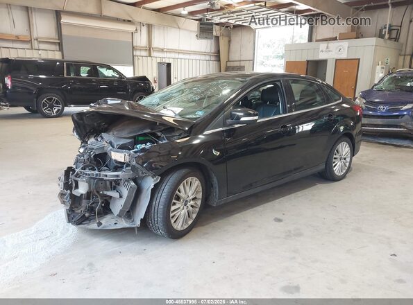 1FADP3J21JL294738 2018 FORD FOCUS Black Front left
