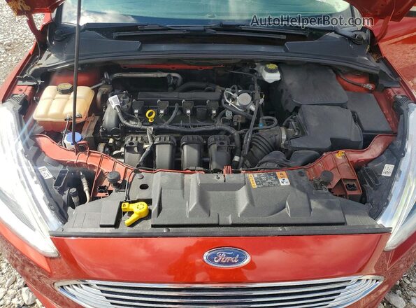 1FADP3J22JL283120 2018 FORD FOCUS Red Սալոնի հետևի տեսք