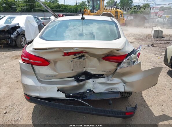 1FADP3J23HL203706 2017 FORD FOCUS Gold 