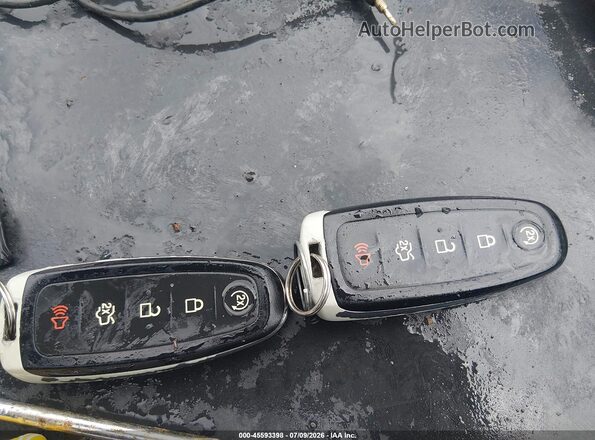 1FADP3J24GL296878 2016 FORD FOCUS Silver Widok deski rozdzielczej