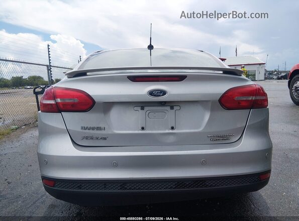 1FADP3J24GL296878 2016 FORD FOCUS Silver 