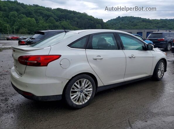 1FADP3J25GL383026 2016 FORD FOCUS White Trasero derecho