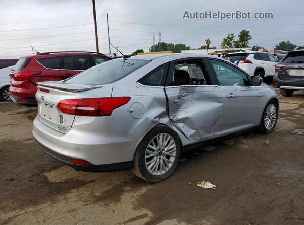 1FADP3J26GL252204 2016 FORD FOCUS Silver Trasero derecho