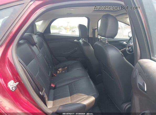 1FADP3J26GL335289 2016 FORD FOCUS Red VIN კოდის სტიკერის ხედი
