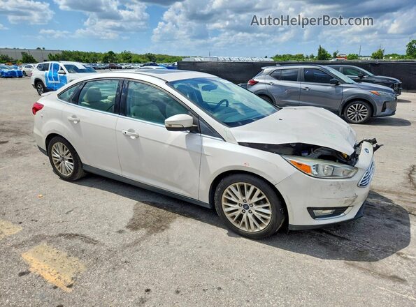 1FADP3J27HL269871 2017 FORD FOCUS White Առջևի աջ