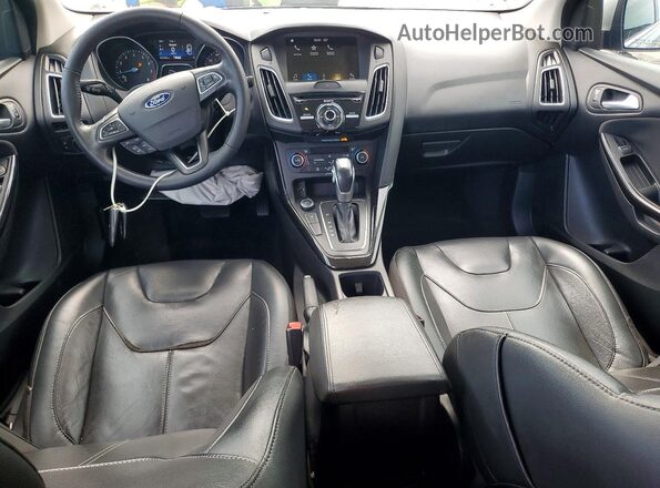 1FADP3J27HL346271 2017 FORD FOCUS Silver Вид панелі приладів