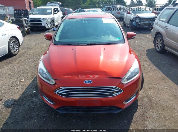 1FADP3J27JL281007 2018 FORD FOCUS Orange Vista interior trasera