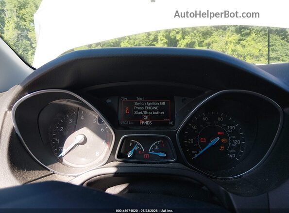 1FADP3J29HL302059 2017 FORD FOCUS Gold Հետևի նստատեղերի տեսք
