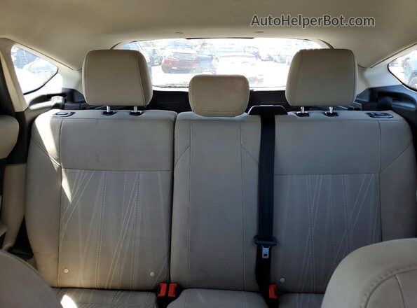 1FADP3K20HL248052 2017 FORD FOCUS White Vista de los asientos traseros