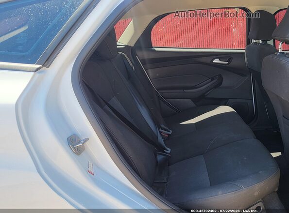 1FADP3K20HL299809 2017 FORD FOCUS Белый Вид наклейки с VIN-кодом