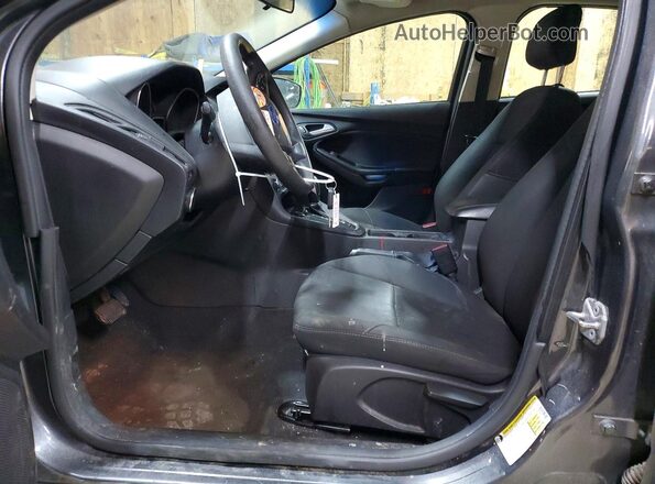 1FADP3K20JL324343 2018 FORD FOCUS Charcoal Vista interior delantera