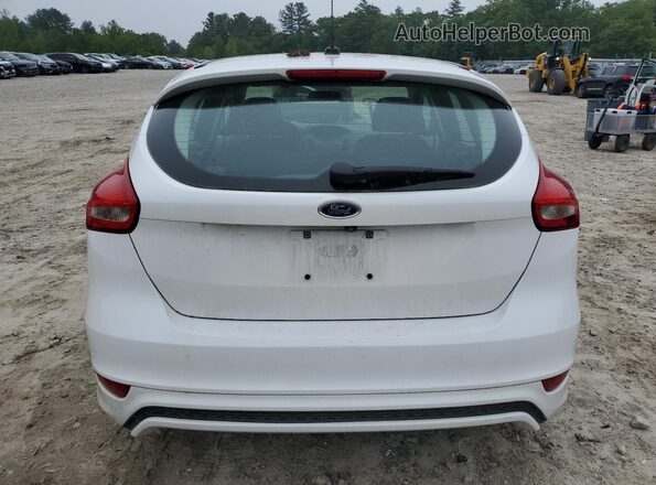 1FADP3K21GL227919 2016 FORD FOCUS White Rear view