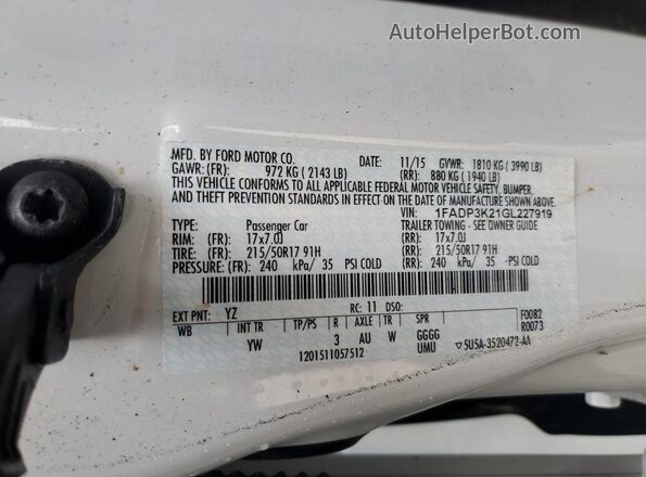 1FADP3K21GL227919 2016 FORD FOCUS White Engine compartment view