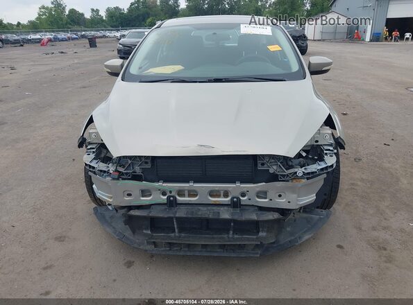 1FADP3K21GL259107 2016 FORD FOCUS Brown Widok wnętrza z tyłu
