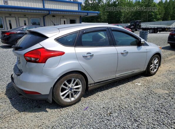 1FADP3K21GL385323 2016 FORD FOCUS Silver Trasero derecho