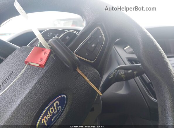 1FADP3K21HL337449 2017 FORD FOCUS Black Vista del salpicadero